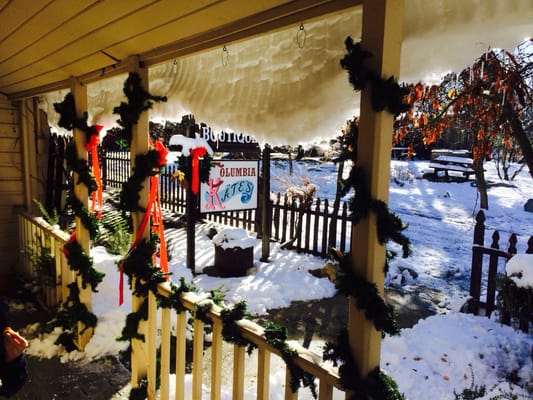 Columbia Kate's Bakery by null