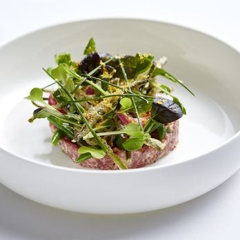 The Lanesborough Grill - Hereford beef tartare - British Near Me - London, XGL The Lanesborough Grill - Hereford beef tartare - British Near Me - London, XGL
