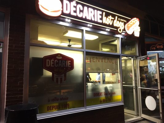Décarie Hot Dogs by null