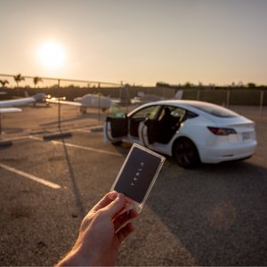Konvoy Tesla Rentals 33 Photos 30 Reviews Car Rental