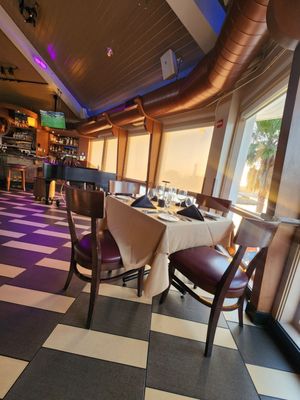 Queensview Steakhouse by null