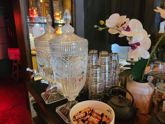 Old Asia Teahouse by null