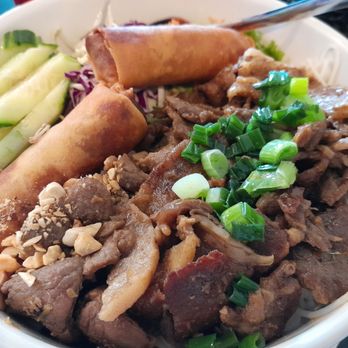 Amy Pho - Grilled pork vermicelli bowl - Vietnamese Near Me - Phoenix, Arizona