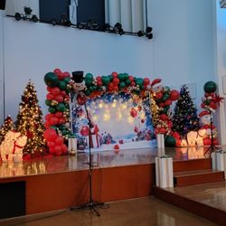 Maria’s Montessori School - The holiday program set.