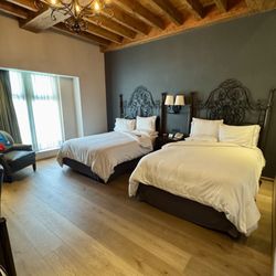 Hotel Zocalo Central - Large room with double beds