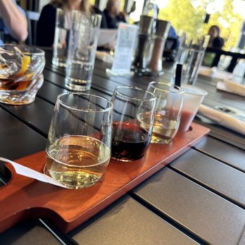 Vinland Winery - Wine flight - Wineries Near Me - Fort Wayne, Indiana Vinland Winery - Wine flight - Wineries Near Me - Fort Wayne, Indiana