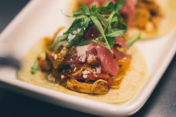 URBANA Mexican Gastronomy & Mixology by null