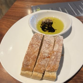 Bottega Michelangelo - Complimentary bread - Italian Near Me - Tucson, Arizona Bottega Michelangelo - Complimentary bread - Italian Near Me - Tucson, Arizona