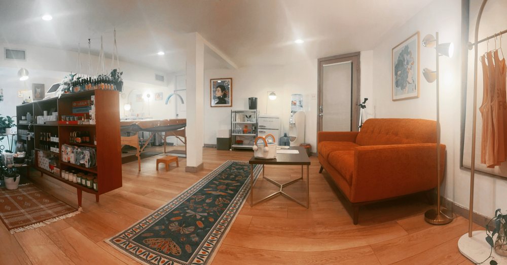 Rosie’s Beauty Lounge