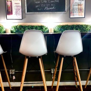 Banis Beets - Interior - Health Markets Near Me - Chicago, Illinois