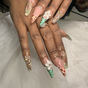 Heavenly Nails - Nail Salons Near Me - Humble, Texas