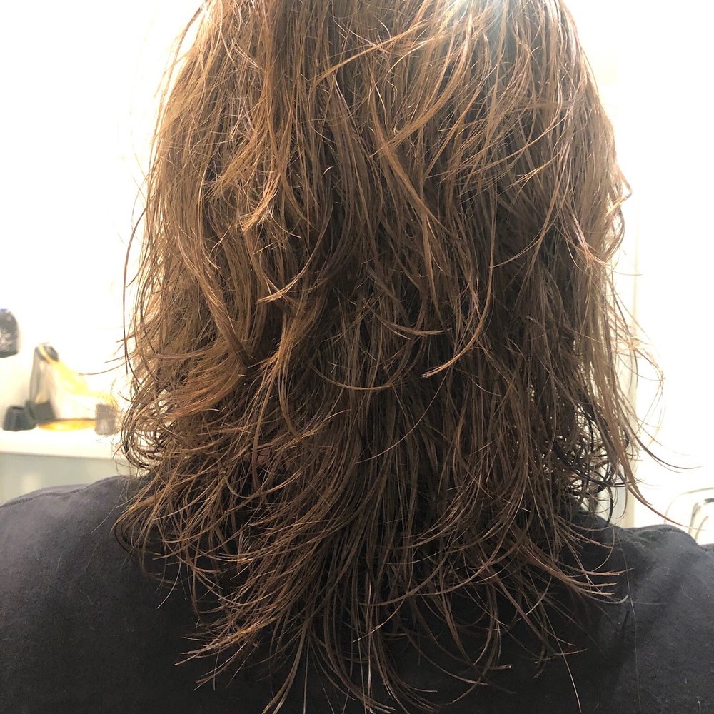Salon 8217 - Danal gives my kid a killer layered cut! - Men's Hair Salons Near Me - Los Angeles, California Salon 8217 - Danal gives my kid a killer layered cut! - Men's Hair Salons Near Me - Los Angeles, California