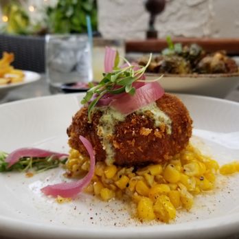 Sbicca Del Mar - Crab cake - Wine Bars Near Me - Del Mar, California