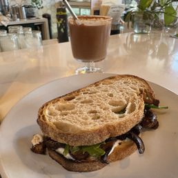 Portobello sandwich Portobello sandwich