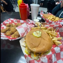 Trackside Burgers & BBQ