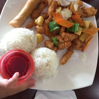 Rice Pot - Sweet and sour chicken with white rice. - Chinese Near Me - Duncanville, Texas Rice Pot - Sweet and sour chicken with white rice. - Chinese Near Me - Duncanville, Texas
