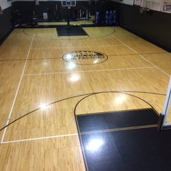 Factory Sports - Professional basketball court