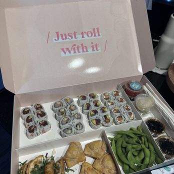 KELP Sushi Joint - Sushi Bars Near Me - Tampa, Florida