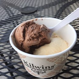 Fudge brownie and dulce de leche ice cream Fudge brownie and dulce de leche ice cream