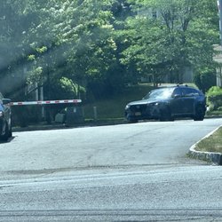 Daytona Driving School - Driving school blocking an exit