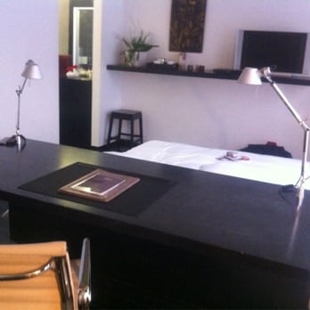 m0851 Guestrooms - Guest Houses Near Me - Antwerp, VAN
