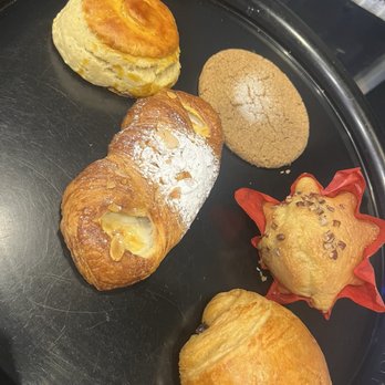 Pastelería La Esperanza - Desserts Near Me - México, AGU