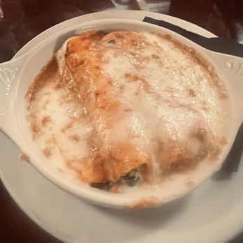 Giannos Of High Point - Chicken Manicottibq - Pizza Near Me - High Point, North Carolina