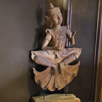 Golden Saigon - Decor - Vietnamese Near Me - Aurora, Colorado Golden Saigon - Decor - Vietnamese Near Me - Aurora, Colorado