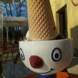 Carls Café - Eisbecher "Anton".