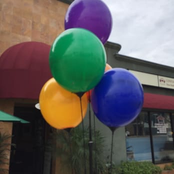 V Boulevard Cafe - Cute balloon display in front. - Coffee & Tea Near Me - Glendale, California