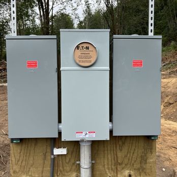 Machias Electrical and Power Generation - Temporary Power pole setup for 320amp service - Electricians Near Me - Snohomish, Washington