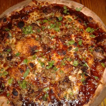 Bar Room Bar - Crispy duck and hoisin sauce pizza - Pubs Near Me - Birmingham, XWM Bar Room Bar - Crispy duck and hoisin sauce pizza - Pubs Near Me - Birmingham, XWM