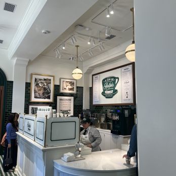 Ralph Lauren - The coffee shop - Women's Clothing Near Me - Newport Beach, California Ralph Lauren - The coffee shop - Women's Clothing Near Me - Newport Beach, California