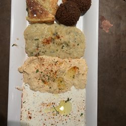 Dametra Fresh Mediterranean - Spanakopita, falafel, babaganoush, hummus, taziki this dish also came with bread