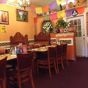 El Sombrero - a mexican restaurant with tables and chairs - Mexican Near Me - Belfair, Washington El Sombrero - a mexican restaurant with tables and chairs - Mexican Near Me - Belfair, Washington