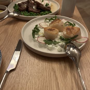 Zaytinya - Sea scallops with tzatziki and grilled lamb chops with peas. - Turkish Near Me - Las Vegas, Nevada Zaytinya - Sea scallops with tzatziki and grilled lamb chops with peas. - Turkish Near Me - Las Vegas, Nevada