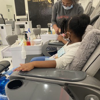 Mercedes Nails and Spa - Nail Salons Near Me - Beaumont, Texas Mercedes Nails and Spa - Nail Salons Near Me - Beaumont, Texas