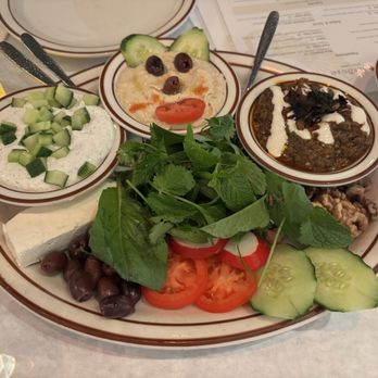 Daryoush - Combo plate appetizer - Persian/Iranian Near Me - Walnut Creek, California