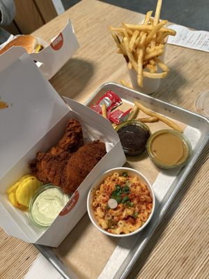 Ma'ono Fried Chicken by null