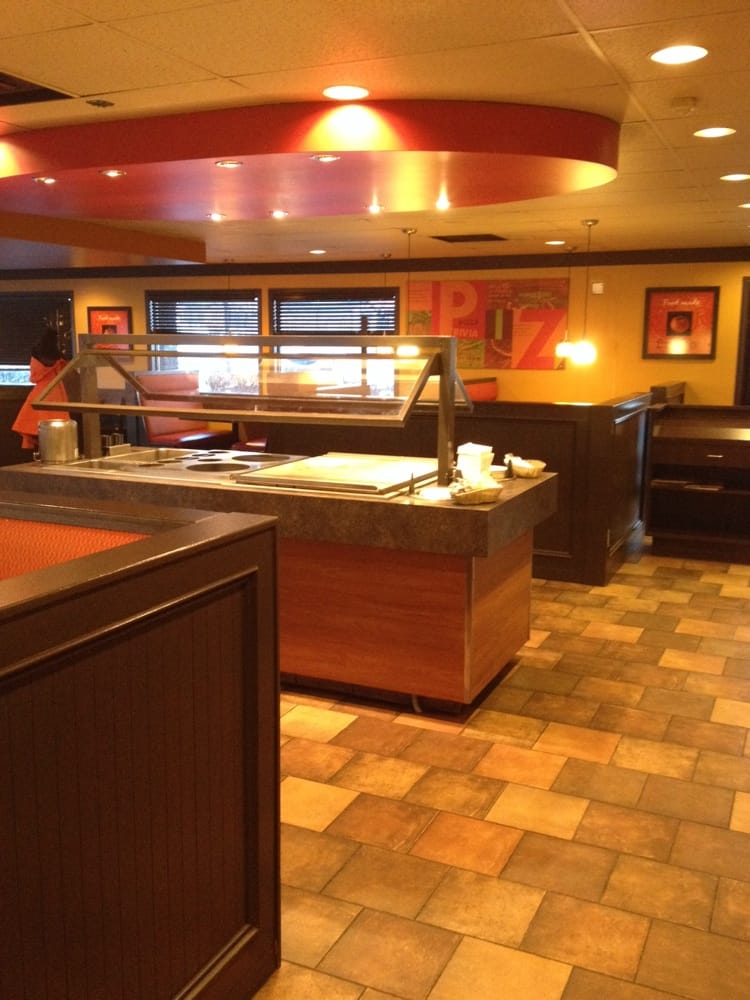 PIZZA HUT Updated August 2024 2220 Second Avenue, Whitehorse, Yukon