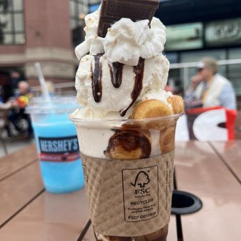 Hershey's Chocolate World - Waffle cone sundae - Kids Activities Near Me - Hershey, Pennsylvania