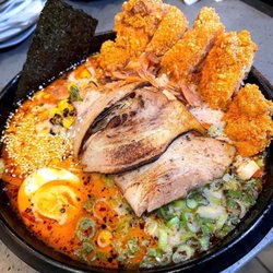 Facing East Noodle & Bar - Spicy Deluxe Paiko Ramen