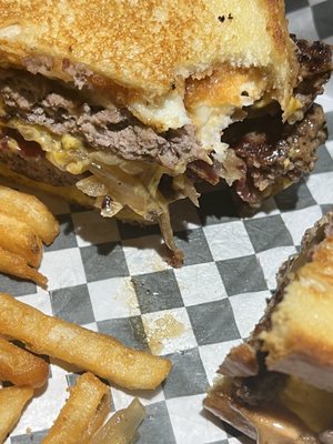 7 West TapHouse by null