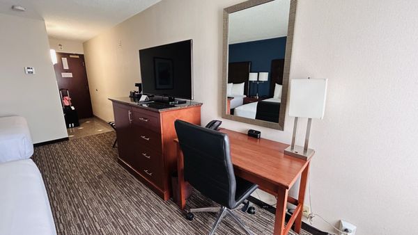 Drury Inn & Suites Nashville Airport by null