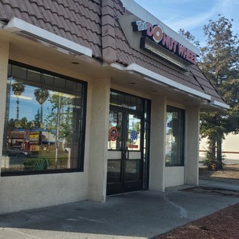 Donut Wheel - Outside - Donuts Near Me - Fairfield, California Donut Wheel - Outside - Donuts Near Me - Fairfield, California