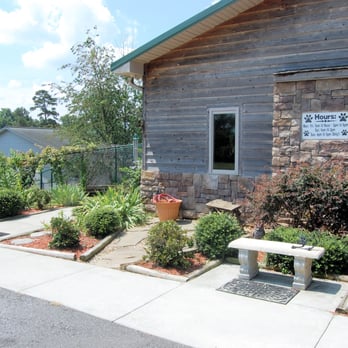 Hideaway Kennel - Pet Boarding Near Me - Granite Falls, North Carolina Hideaway Kennel - Pet Boarding Near Me - Granite Falls, North Carolina