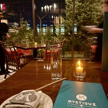 Mystique Asian Restaurant & Lounge - Sushi Bars Near Me - Everett, Massachusetts