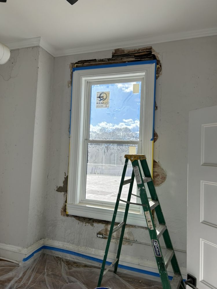 Slide of H Dee Handyman Services