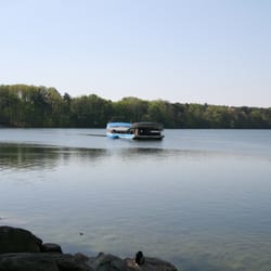 Straussee-Fähre