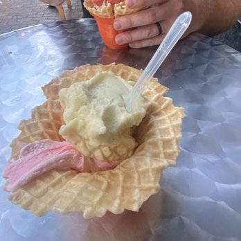 The Split Banana - Peppermint and pineapple basil, strawberry and cinnamon - Ice Cream & Frozen Yogurt Near Me - Staunton, Virginia The Split Banana - Peppermint and pineapple basil, strawberry and cinnamon - Ice Cream & Frozen Yogurt Near Me - Staunton, Virginia